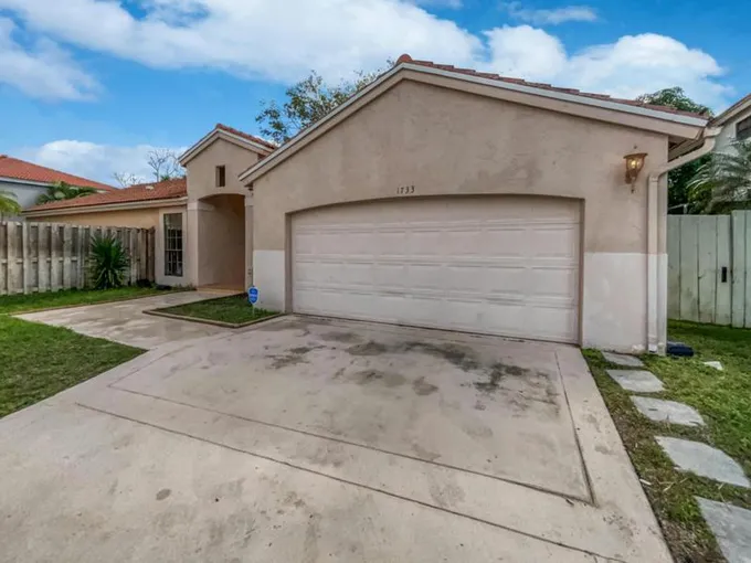 1733 SHORESIDE CIR, Wellington, FL 33414 Single Family Residence For Sale  MLS# RX-10938816