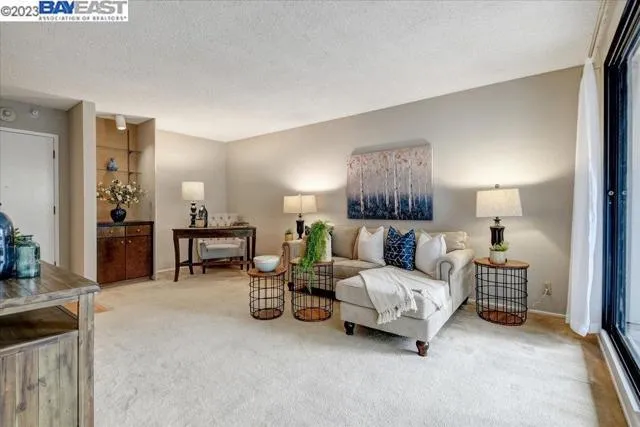 2 Admiral Drive 280, Emeryville CA 94608 for Sale