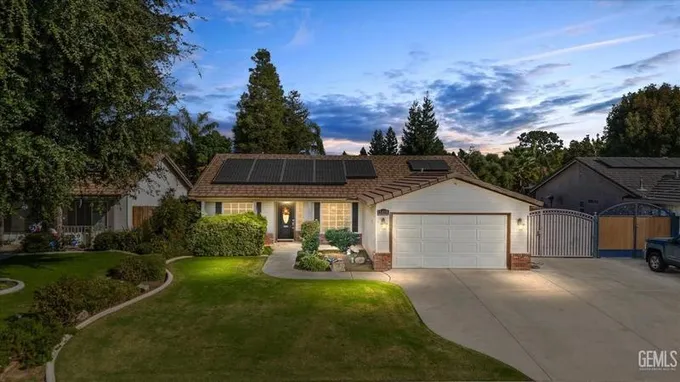 Bakersfield, Kern County, CA House for sale Property ID: 418161150