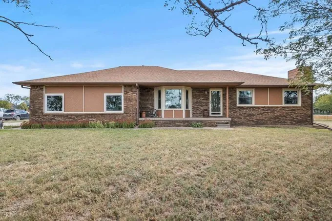 13225 E 55TH ST S, Derby, KS 67037 Single Family Residence For Sale  MLS# 630995