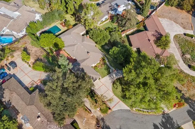 609 Lake Terrace, Fullerton, CA 92835 - MLS PW23217063 for Sale