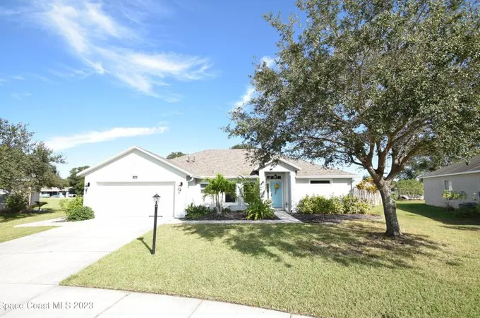 1984 Gloria Circle NE, Palm Bay, FL 32905 - MLS 980056 for Sale