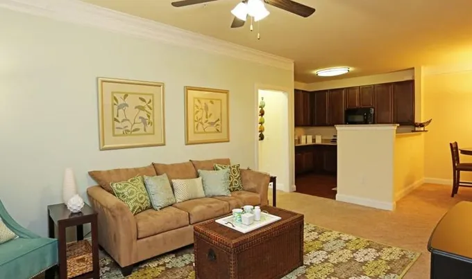 00 - 132107  Briton Trace Apartments for Sale