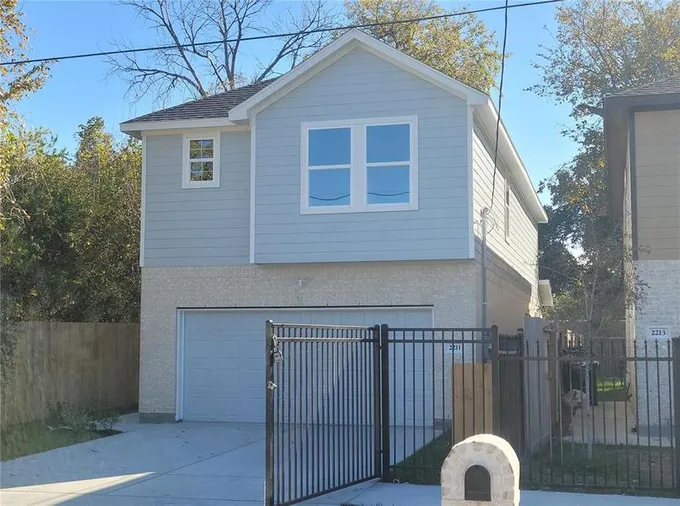 2211 Wavell St, Houston, TX 77088 for Sale