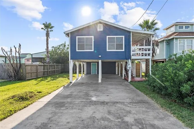 118 14th Street, San Leon, TX 77539 for Sale