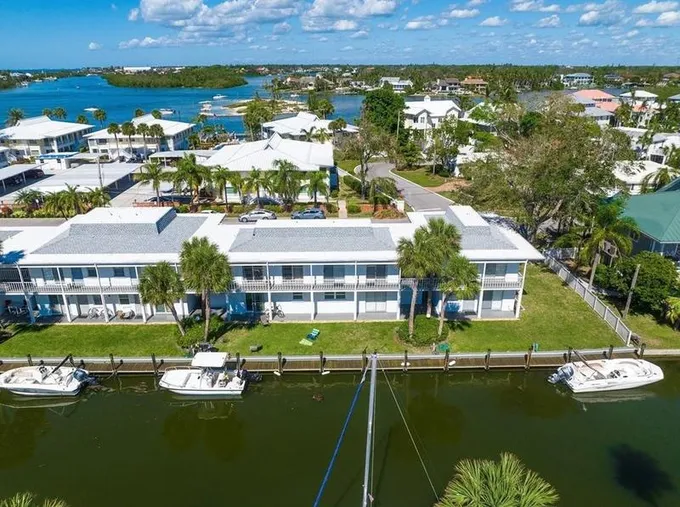 902 Gibbs Rd #282, Venice, FL 34285 - MLS N6128565 for Sale