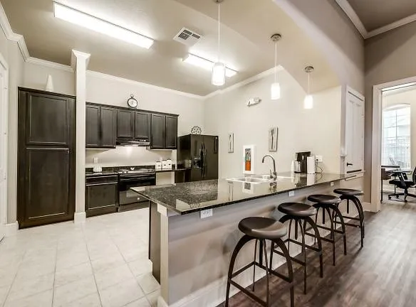 Majors Place Apartment Homes - 2410 W Jack Finney Blvd - Greenville, TX Apartments for Rent