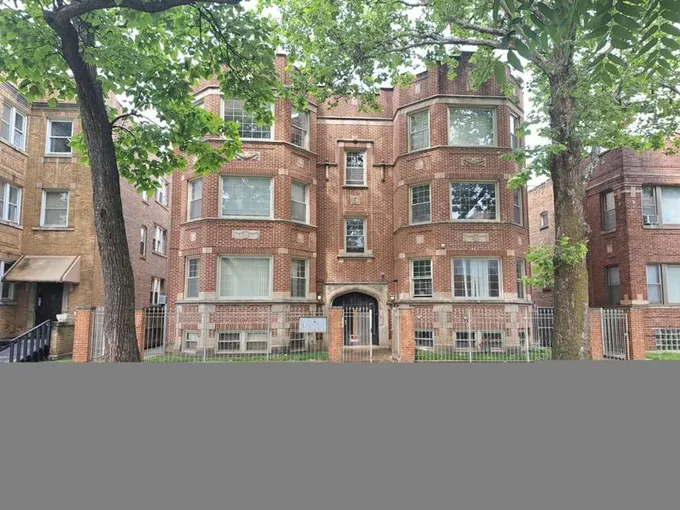 7840 S EAST END AVE # 2, Chicago, IL 60649 Single Family Residence For Sale  MLS# 11855197
