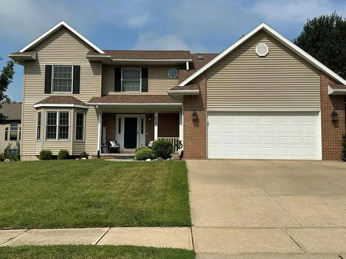 1740 JONATHAN DR, Fort Dodge, IA 50501 Single Family Residence For Sale  MLS# 23041