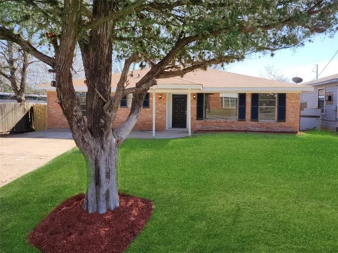 403 Bell St, Navasota, TX 77868 for Sale