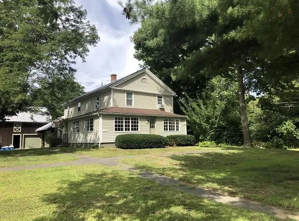 37 Middle St unit 2 - Hadley, MA 01035 - Home For Rent