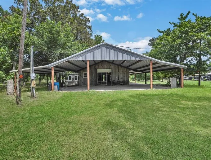11304 Fostoria Rd, Cleveland, TX 77328 for Sale