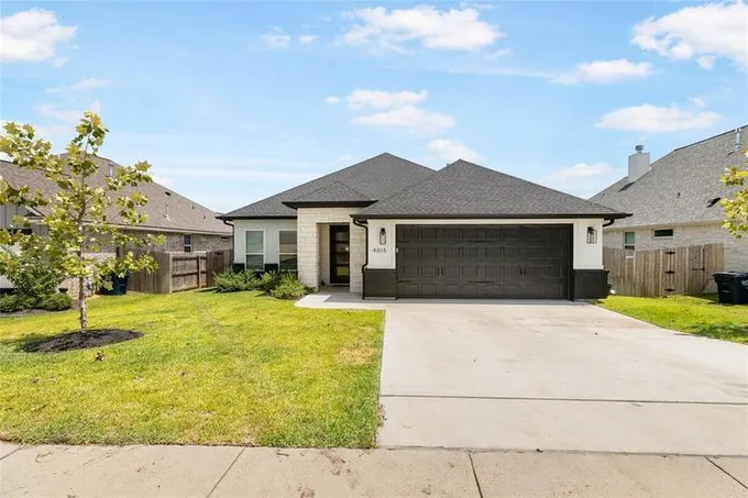 4015 Brownway Dr, College Station, TX 77845 for Sale