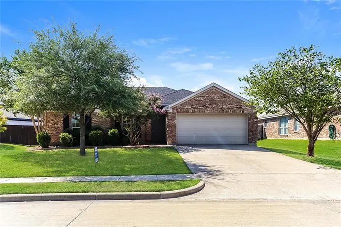 105 Sierra Dr, Waxahachie, TX 75167 for Rent
