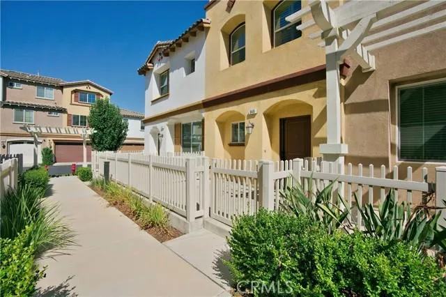846 E Fielding, Azusa CA 91702 for Sale