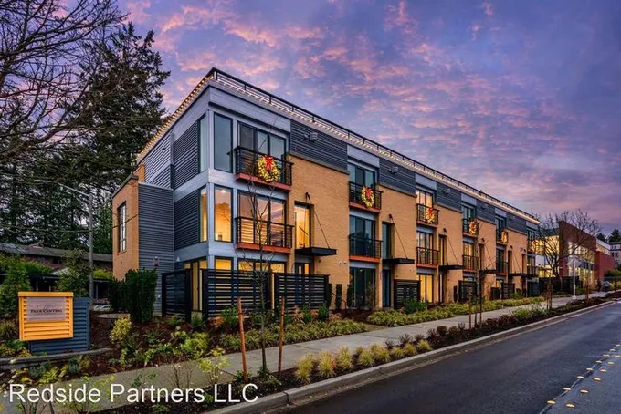 155 100th AVE NE  Park Central Townhomes for Sale