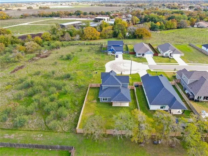 4153 Vintage Estates Court, Bryan, TX 77808 for Sale