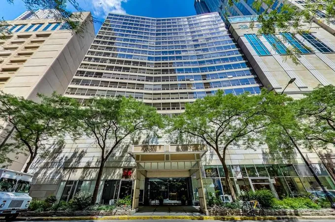 110 E Delaware Pl #803, Chicago, IL 60611 - MLS 11957821 for Sale