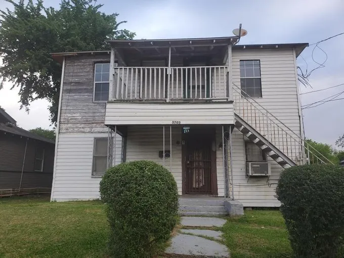 3703 Market St, Houston, TX 77020 for Sale