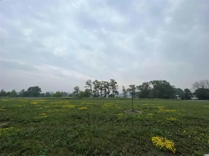 LOT 8 MRM 2ND ADDN. GARFIELD ST. Marengo, IA 52301 Land For Sale  MLS# 202303492