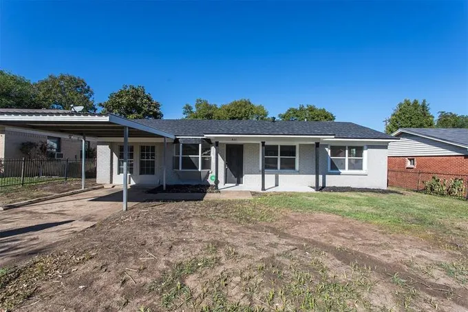 821 Clearwood Dr, Dallas, TX 75232 for Sale
