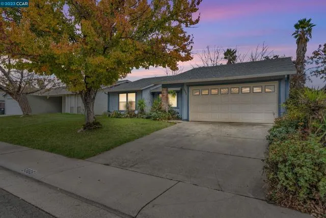 5866 Pikes Peak Way, Sacramento CA 95842 for Sale