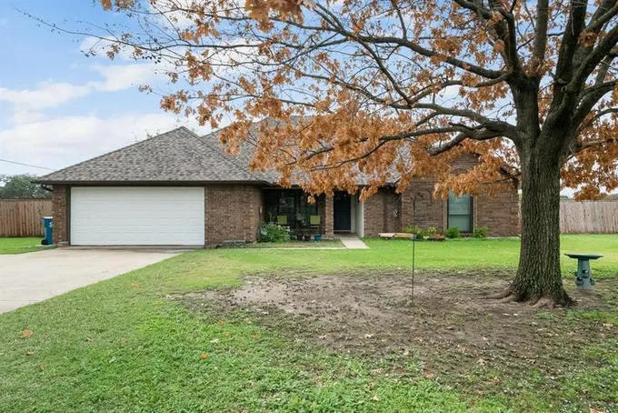 2700 Flat Rock Rd, Azle, TX 76020 for Sale