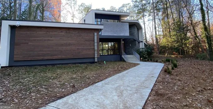 355 Allison Dr NE, Atlanta, GA 30342 - MLS 10232136 for Sale