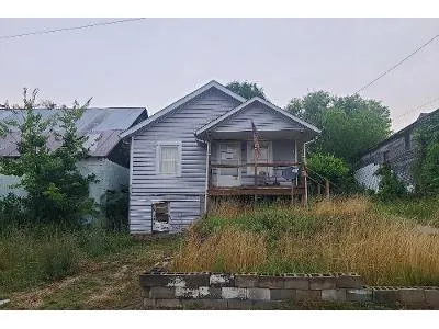 Commercial St for Sale