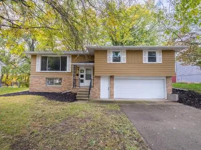N Willow Wood Dr for Sale