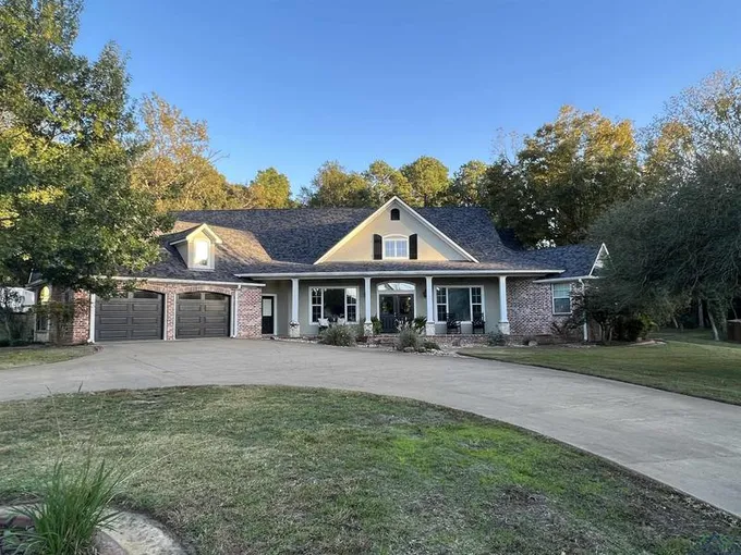 555 Honeysuckle Lane, Longview, TX 75605 for Sale