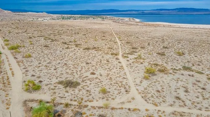 1 Salton Sea, Salton City, CA 92275 - MLS DW14177960 for Sale