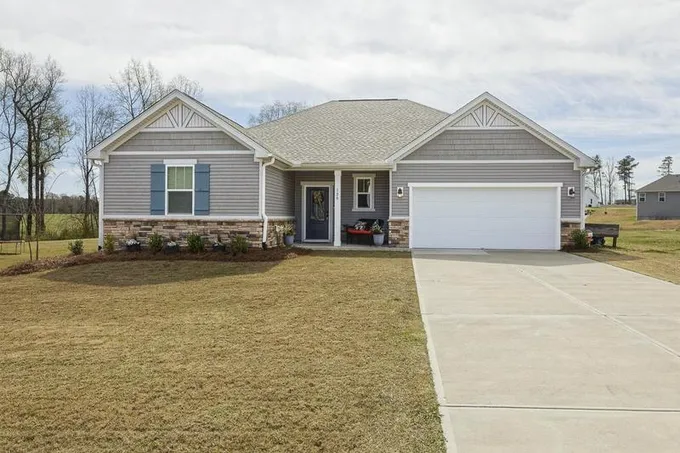 Fuquay-Varina, Harnett County, NC House for sale Property ID: 418084480