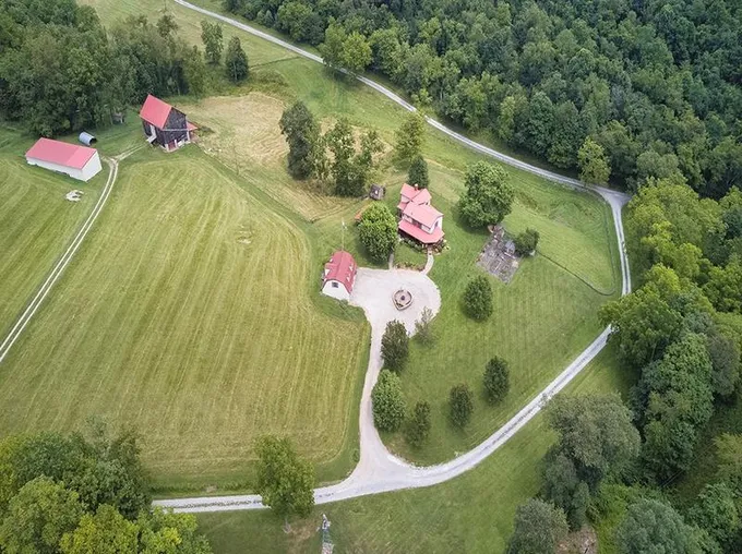 162 Ramage Rd, Donegal Township, PA 15323 - MLS 1620050 for Sale
