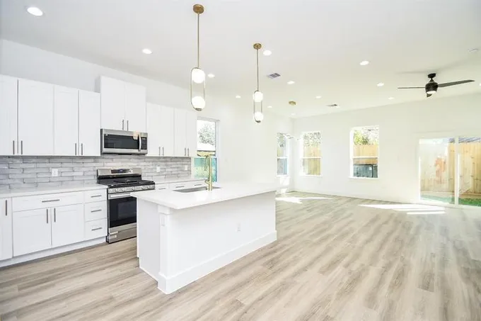 3717 Palmer St, Houston, TX 77004 for Rent