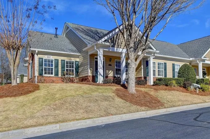 2691 Grapevine Cir #1304, Forsyth County, GA 30041 - MLS 7319034 for Sale