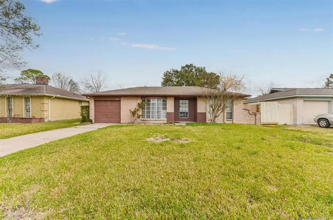 11606 Hazen St, Houston, TX 77072 for Sale
