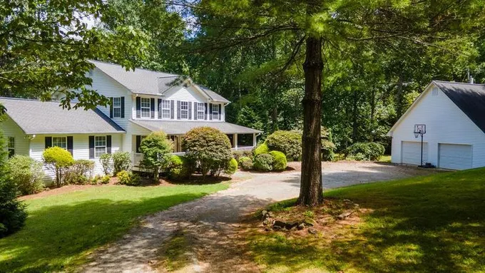 269 Brandon Ln, Otto, NC 28734  MLS# 26035171 for Sale