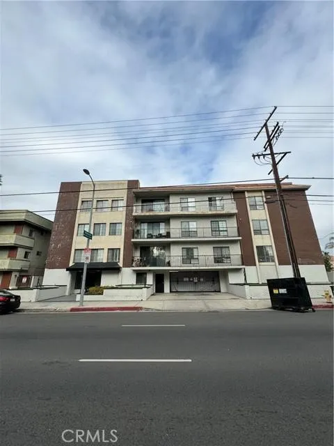 19029 Nordhoff 204, Northridge CA 91324 for Sale