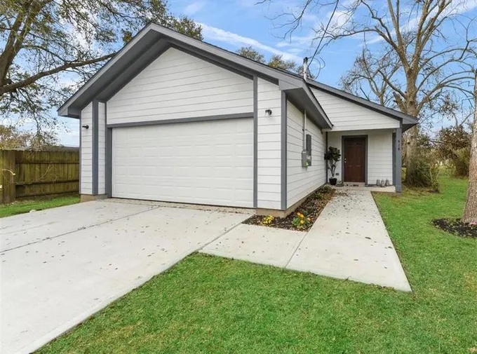 418 Lake Rd, La Marque, TX 77568 for Sale