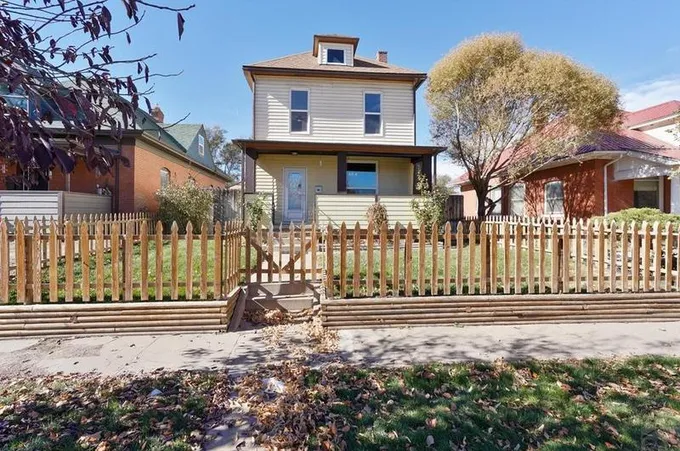 1315 Lake Ave, Pueblo, CO 81004 - MLS 218761 for Sale