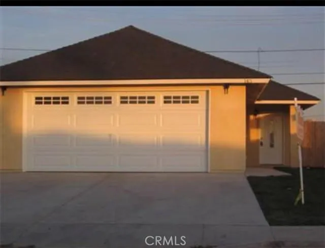 145 Clifton, Bakersfield CA 93307 for Sale