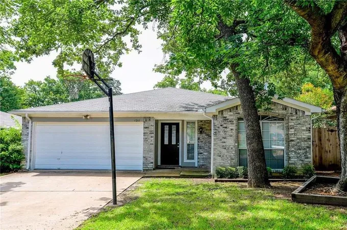 1211 Glen Creek Dr, Mansfield, TX 76063 for Sale