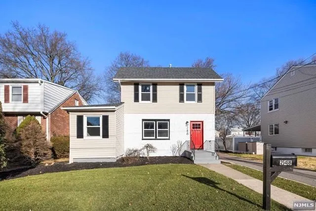 248 Lexington Ave, Dumont, NJ 07628  MLS# 23037607 for Sale