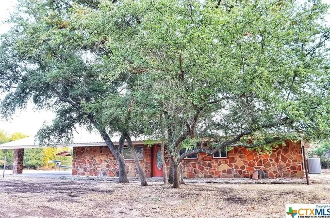 1500 Co Rd 274, Gatesville, TX 76528 - MLS 518456 for Sale