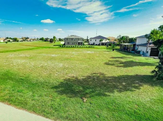 17252 Asmara Ct, Punta Gorda, FL 33955 - MLS C7485436 for Sale