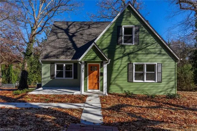 1115 LOCKLAND AVE, Winston Salem, NC 27103 Single Family Residence For Sale  MLS# 1126049