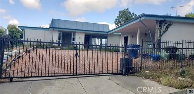 8055 Mulholland, Los Angeles CA 90046 for Sale