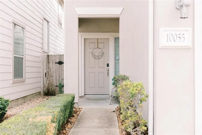 10055 Fallen Woods Dr, Houston, TX 77080 for Rent