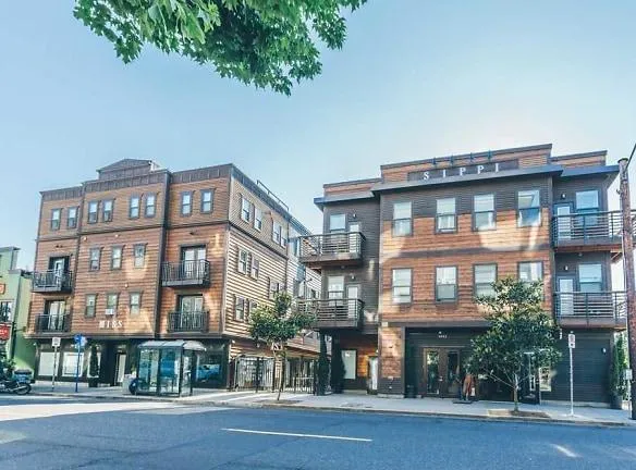 Miss - 3855 North Mississippi Avenue - Portland, OR Apartments for Rent